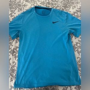Mens blue Nike workout top size Large